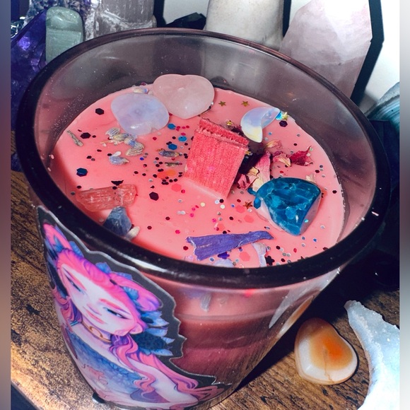 Libra ♎️ Crystal Candle - Picture 6 of 10